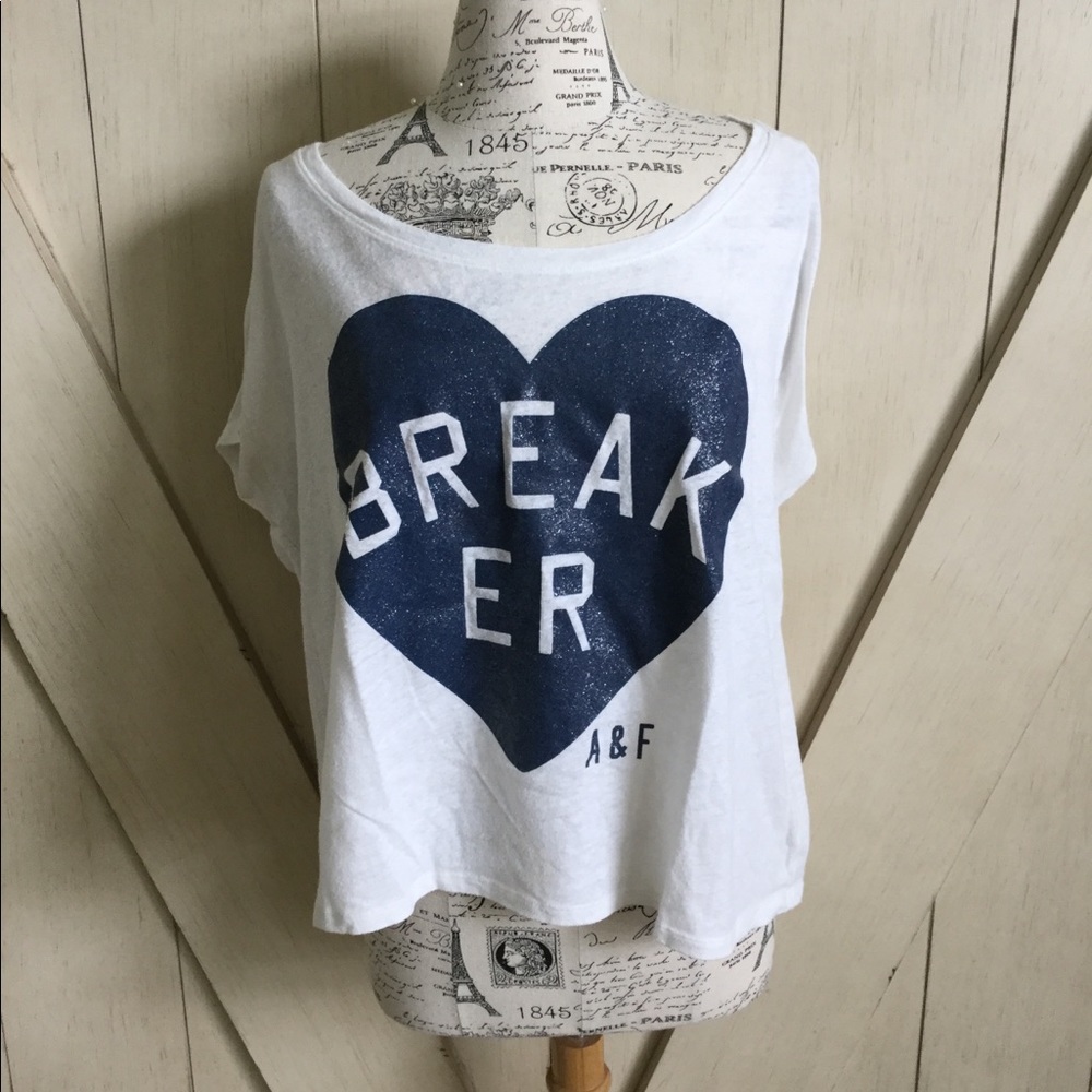 Abercrombie & Fitch Heartbreaker Tee